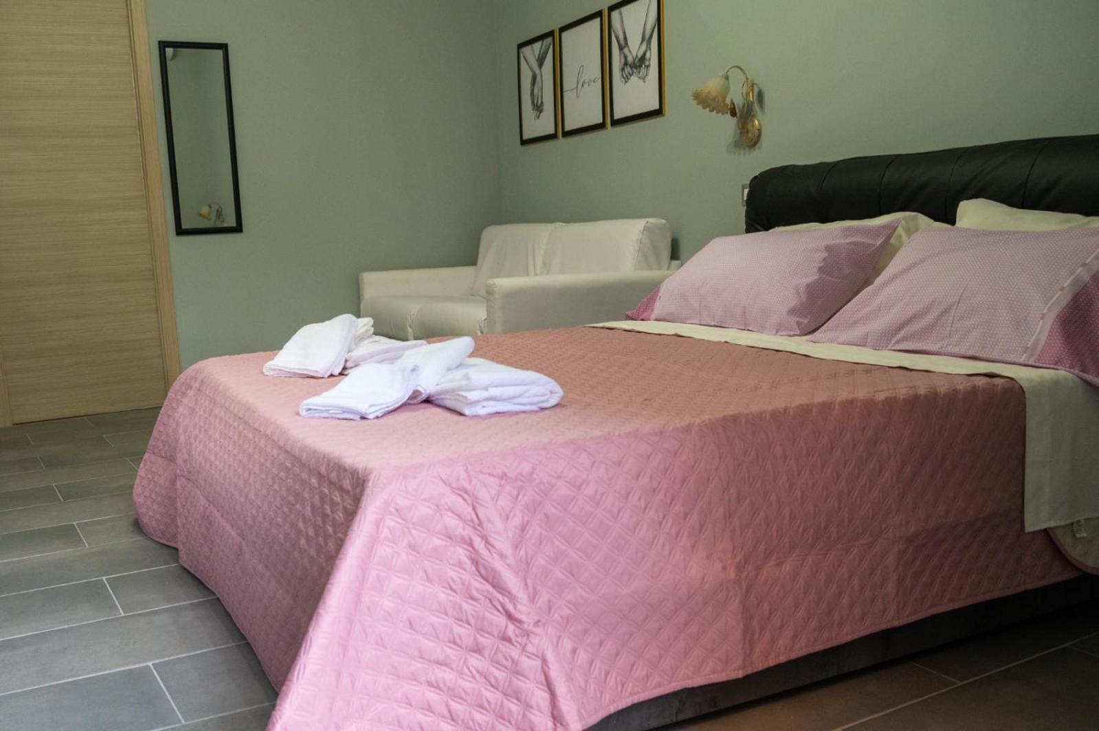 Queen'S Apartament CTA Eksteriør billede